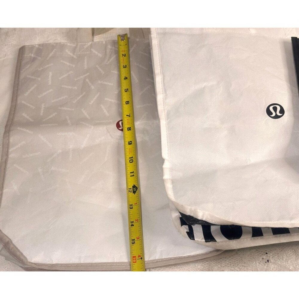 Lululemon Reusable Bags Lot of 3 Tote 2 large 1 sm Foldable E Co - Picture 6 of 7